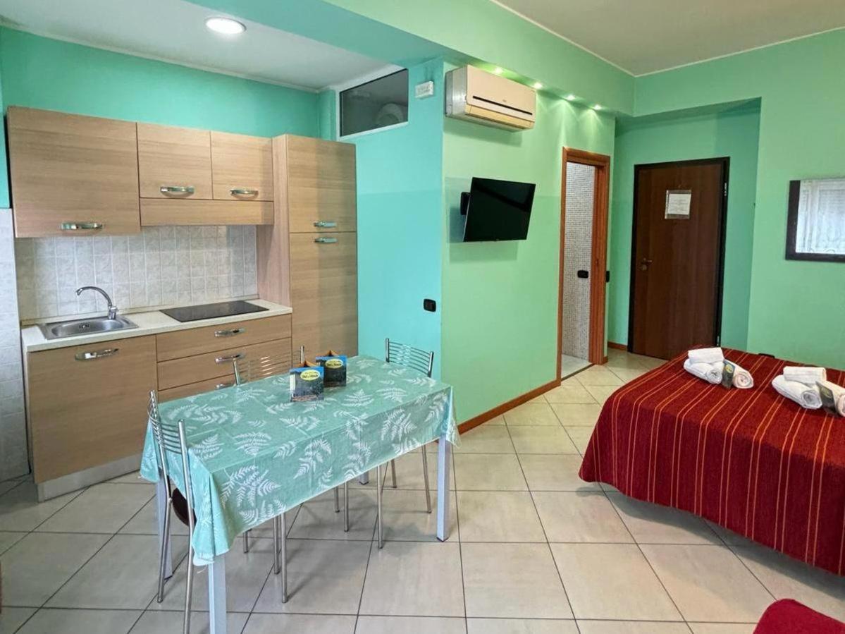 Amati Policlinic Monza Apartment ภายนอก รูปภาพ